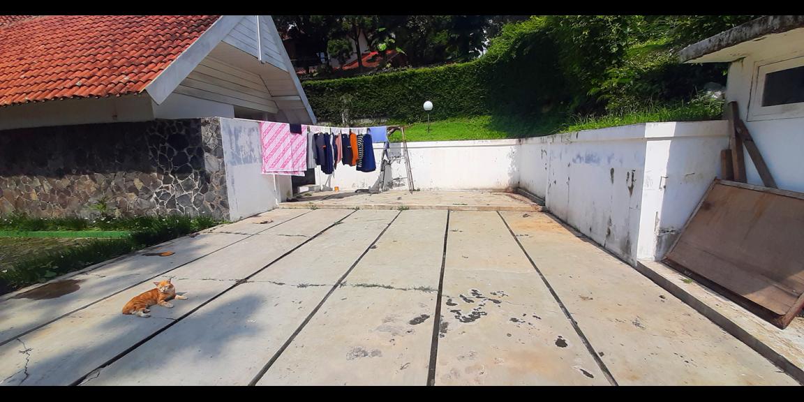 RUMAH GAYA EROPA DI KAWASAN DAGO BANDUNG RUMAH GAYA EROPA DI KAWASAN DAGO BANDUNG