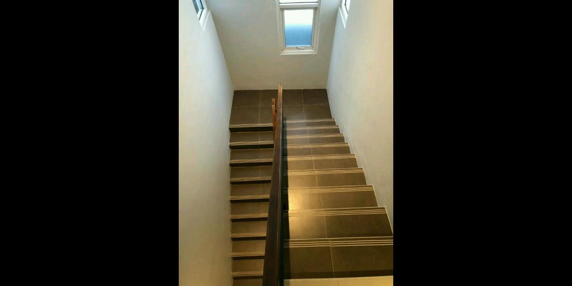 Rumah MEWAH ISTIMEWA MINIMALIS 2 Lantai FULLY Furnished di Dalam Perumahan Maguwoharjo dekat Bandara Adisucipto Rumah MEWAH ISTIMEWA MINIMALIS 2 Lantai FULLY Furnished di Dalam Perumahan Maguwoharjo dekat Bandara Adisucipto