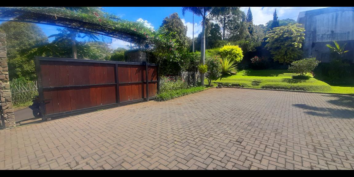 VILLA GAYA INDUSTRIAL DI CIUMBULEUIT VIEW KOTA BANDUNG VILLA GAYA INDUSTRIAL DI CIUMBULEUIT VIEW KOTA BANDUNG