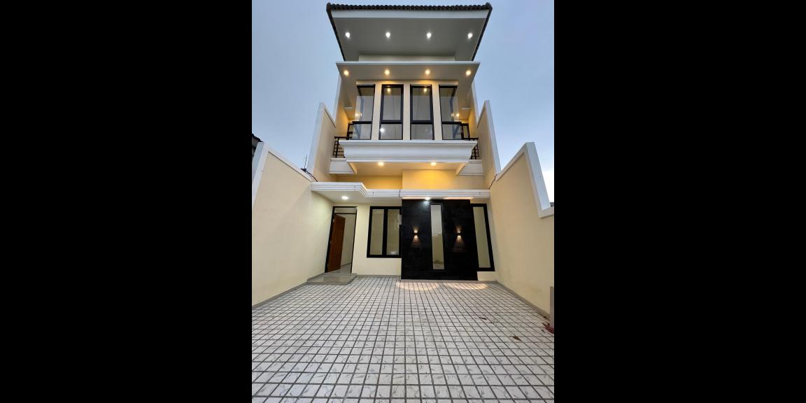 Rumah Baru Modern Perumahan Greenlake Wonorejo Rungkut Surabaya Timur Rumah Baru Modern Perumahan Greenlake Wonorejo Rungkut Surabaya Timur