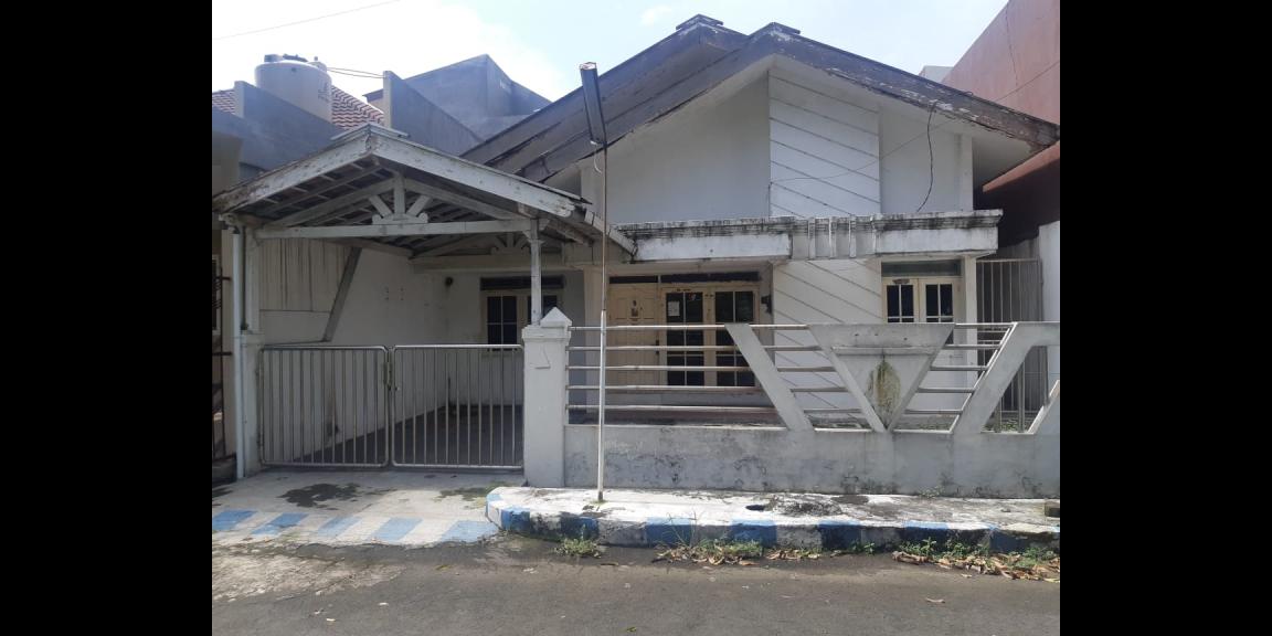 Rumah Kosong di Cluster Palem Perumahan Pondok Tjandra Rumah Kosong di Cluster Palem Perumahan Pondok Tjandra