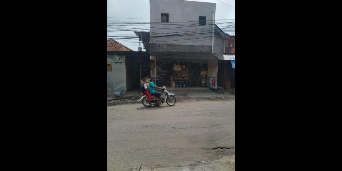 DIJUAL MURAH TOKO + KOST AKTIF + RUMAH INDUK (25 Kamar) Lokasi SAMBIKEREP SURABAYA BARAT DIJUAL MURAH TOKO + KOST AKTIF + RUMAH INDUK (25 Kamar) Lokasi SAMBIKEREP SURABAYA BARAT