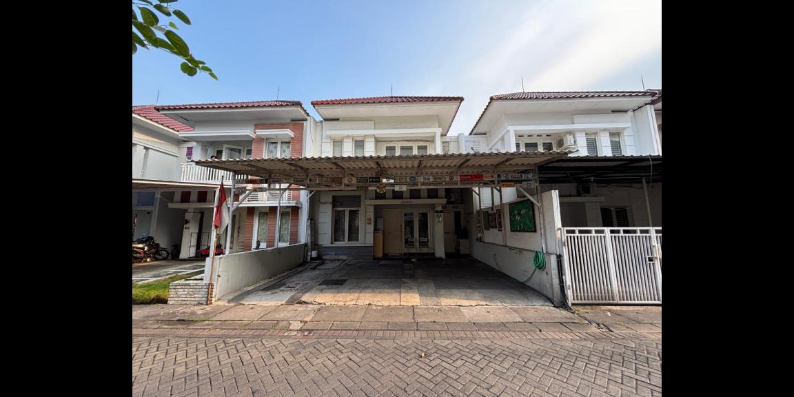 Rumah Minimalis Siap huni Di Perumahan Central Park A. Yani Ketintang Surabaya Rumah Minimalis Siap huni Di Perumahan Central Park A. Yani Ketintang Surabaya