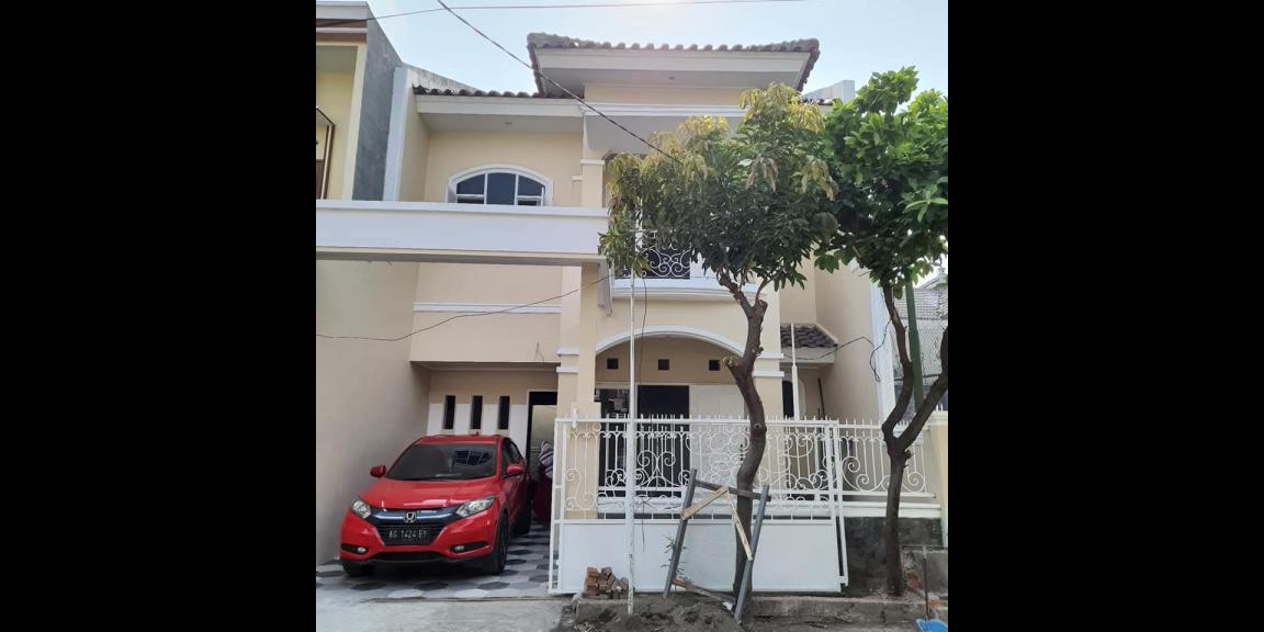 Rumah Cantik Semi Furnished Siap Huni Di Perumahan Graha Indah Gayung Kebonsari Surabaya Rumah Cantik Semi Furnished Siap Huni Di Perumahan Graha Indah Gayung Kebonsari Surabaya
