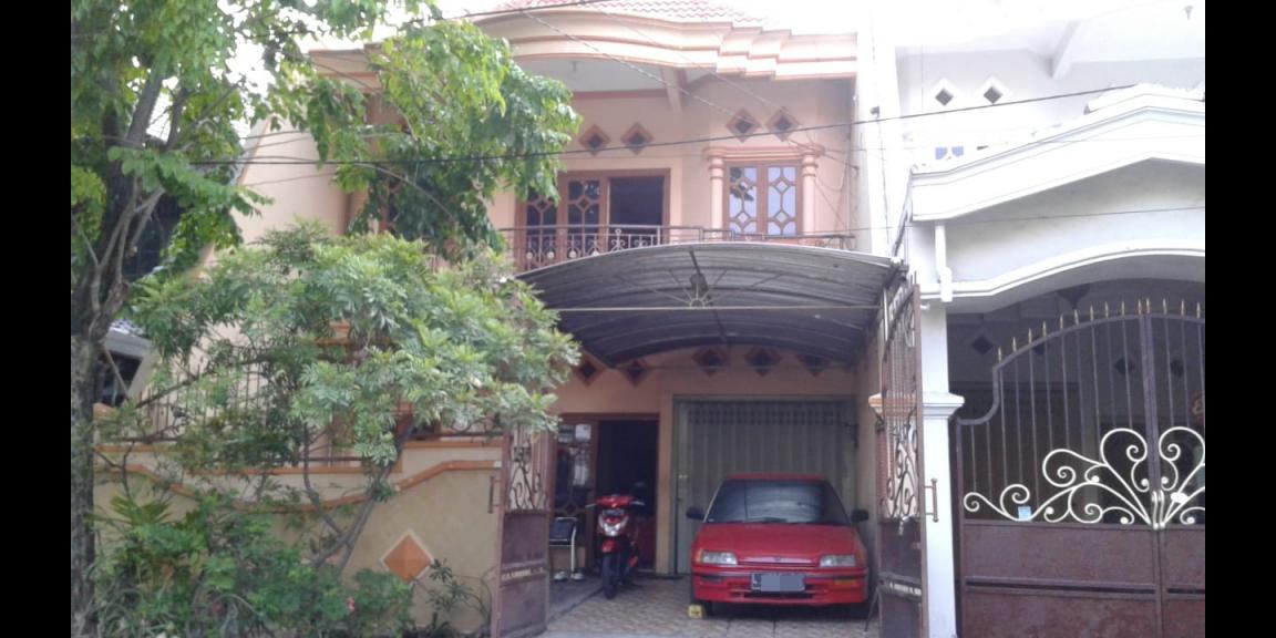 Rumah Luas 2 Lantai di Raya Klampis Semolo Surabaya Rumah Luas 2 Lantai di Raya Klampis Semolo Surabaya