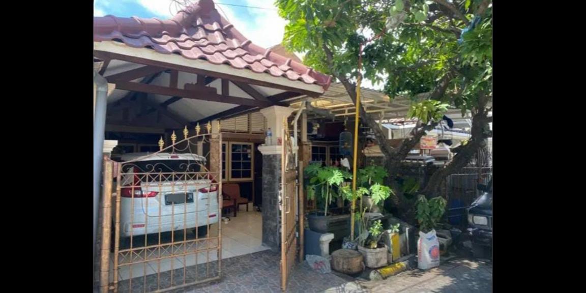 Jual Cepat Rumah Bagus Rungkut Mapan Barat Siap Huni Jual Cepat Rumah Bagus Rungkut Mapan Barat Siap Huni