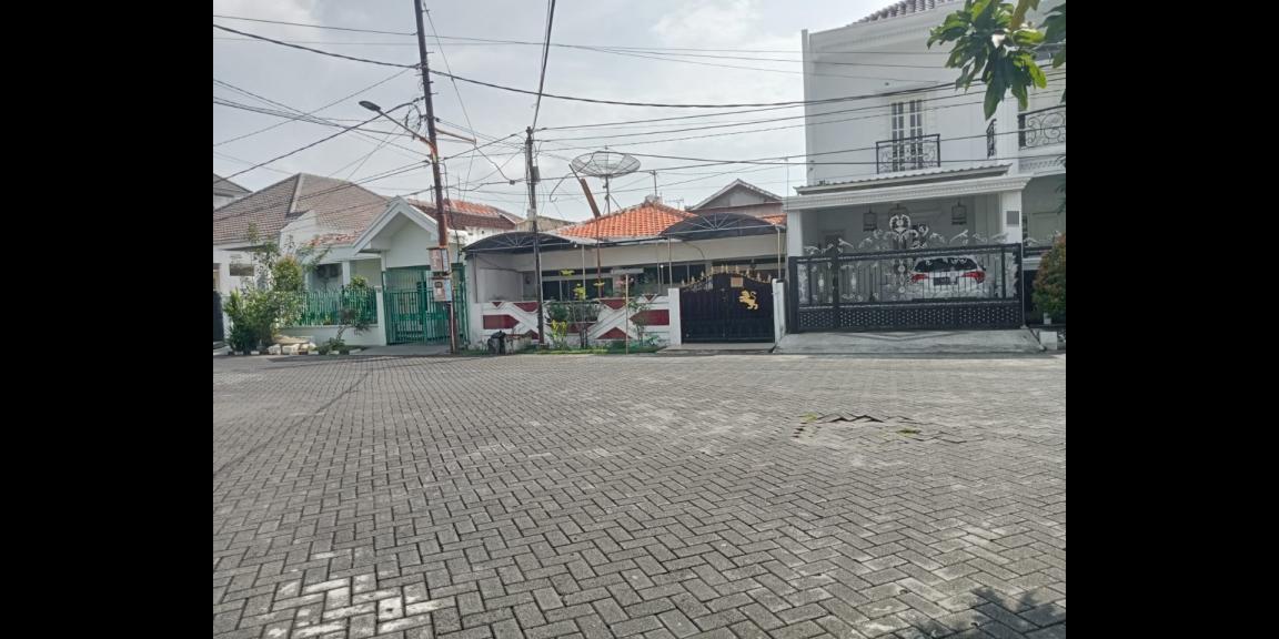Rumah Manyar Tirtomoyo di Daerah Mulyorejo Surabaya Rumah Manyar Tirtomoyo di Daerah Mulyorejo Surabaya