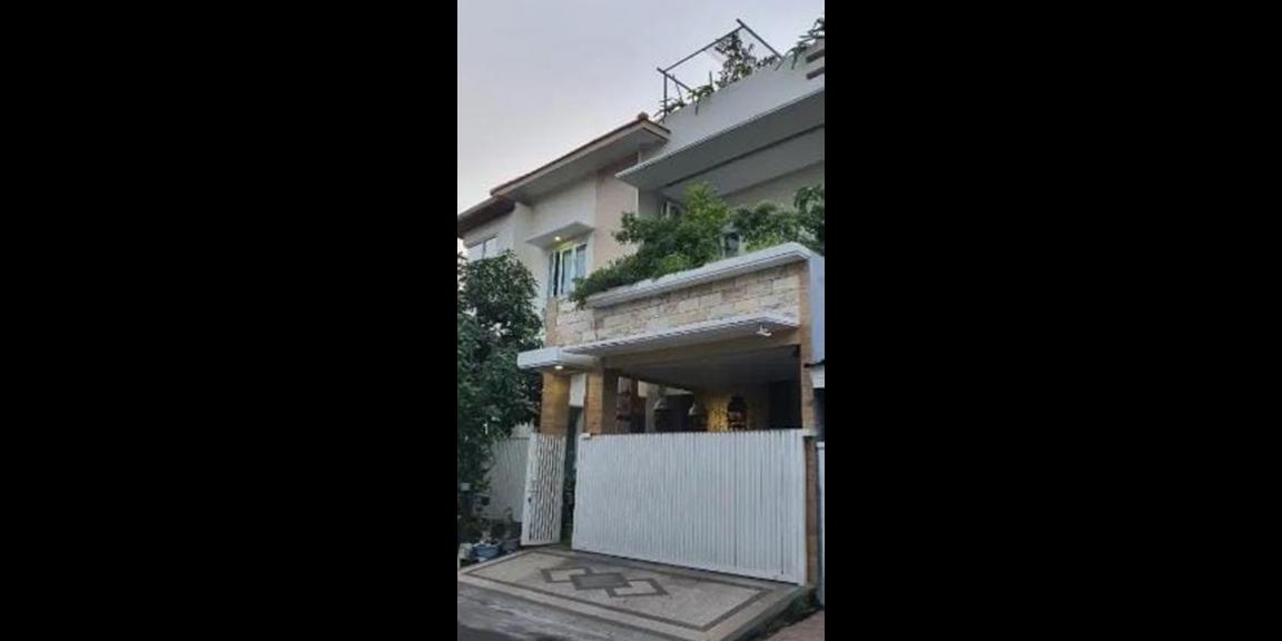 Jual Rumah Mewah di Jalan Wisma Pagesangan Surabaya Jual Rumah Mewah di Jalan Wisma Pagesangan Surabaya