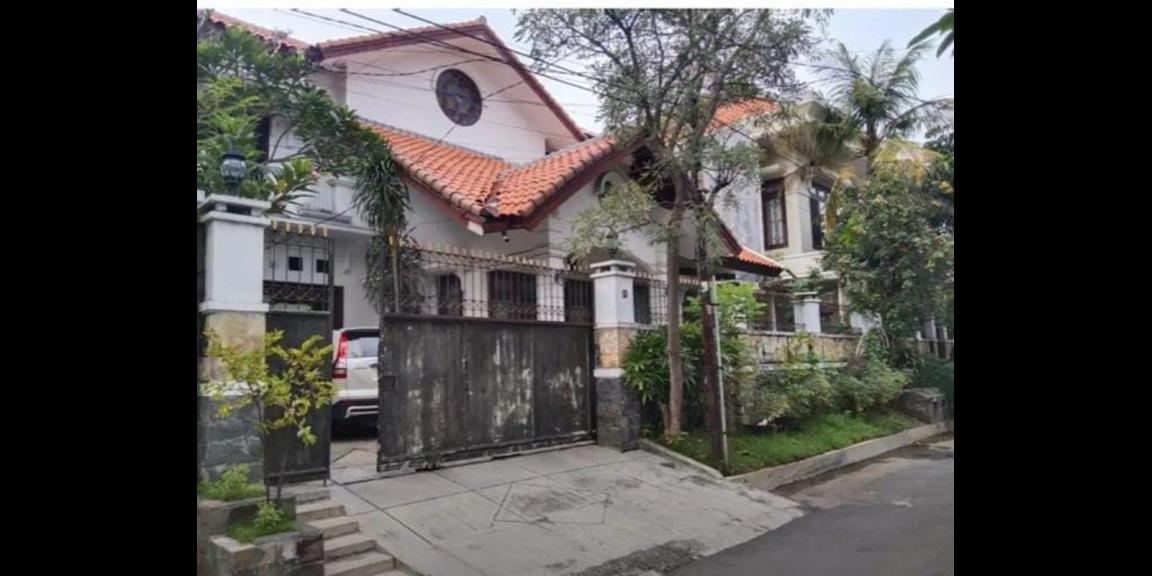 Rumah Mewah Shm di Daerah Kupang Indah Surabaya Rumah Mewah Shm di Daerah Kupang Indah Surabaya