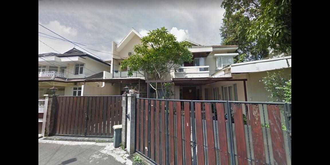 Jual Rumah Mewah Siap Huni di Jalan NKF daerah Kemang Jakarta Selatan Jual Rumah Mewah Siap Huni di Jalan NKF daerah Kemang Jakarta Selatan