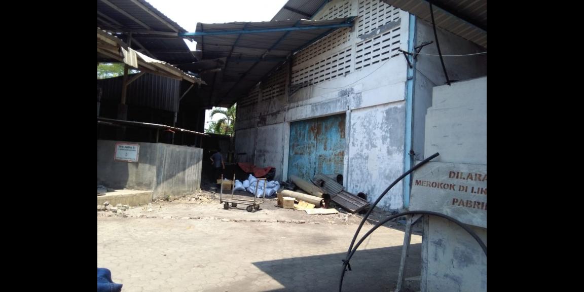 Jual Bekas Pabrik Garment di Raya Boboh daerah Menganti Gresik Jual Bekas Pabrik Garment di Raya Boboh daerah Menganti Gresik