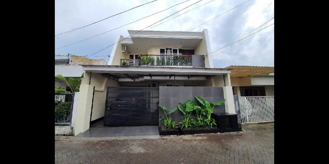 Rumah Mewah Pucang di Jalan Ngagel Timur Surabaya Rumah Mewah Pucang di Jalan Ngagel Timur Surabaya