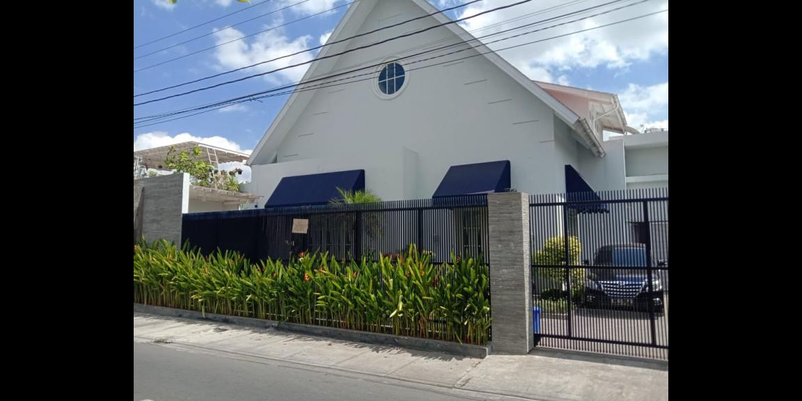 Rumah Baru Mewah Model Belanda Di Kota Baru Jogjakarta Rumah Baru Mewah Model Belanda Di Kota Baru Jogjakarta