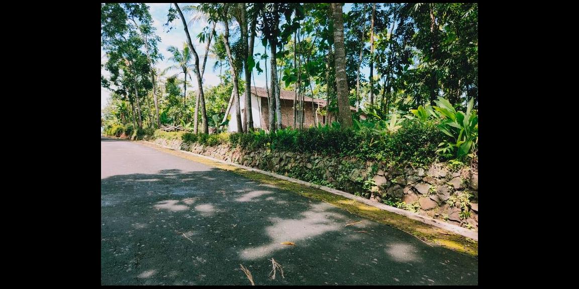 Tanah Super Datar di Desa Wisata Mojogedang Karanganyar Info Detail Telp/WA: 082327612345 Tanah Super Datar di Desa Wisata Mojogedang Karanganyar Info Detail Telp/WA: 082327612345