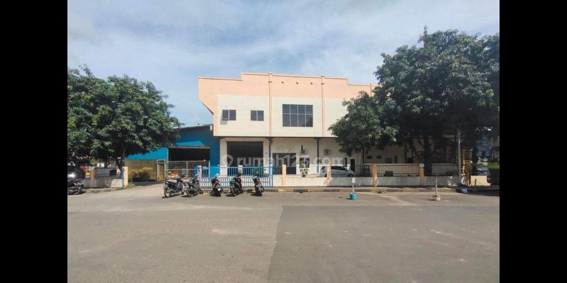 Jual Gudang 2 Unit 2 Lantai di Batu Ampar Batam Harga Murah dibawah 9M Jual Gudang 2 Unit 2 Lantai di Batu Ampar Batam Harga Murah dibawah 9M