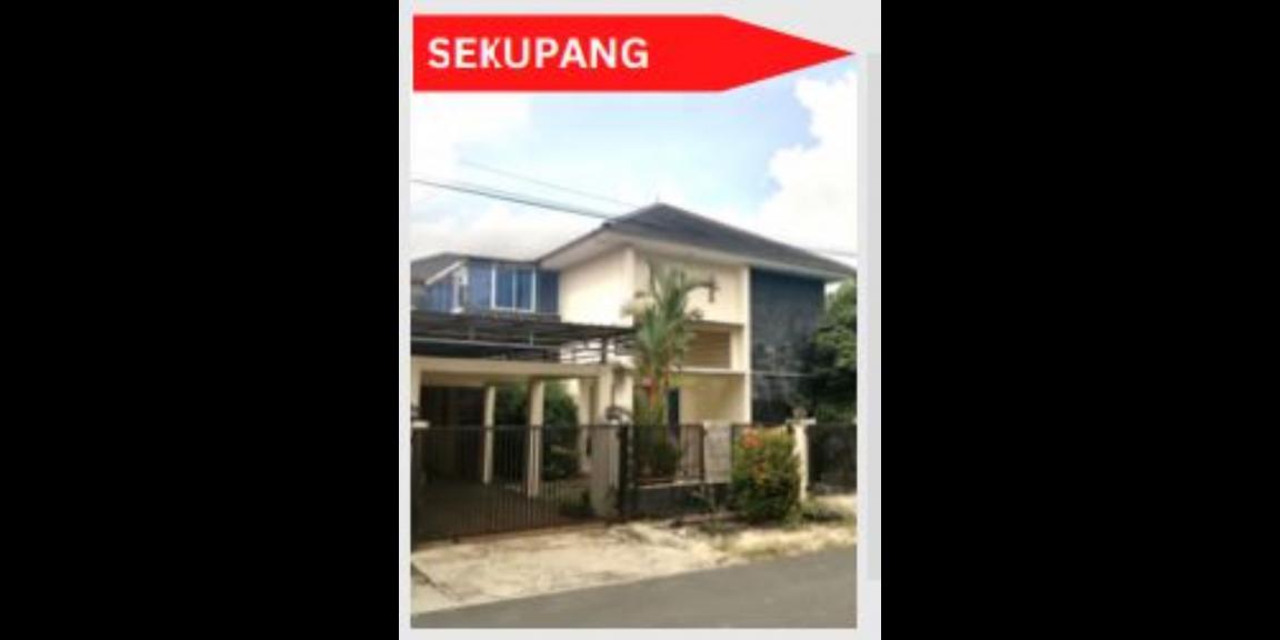 Jual Rumah Mewah dan Minimalis 2 Lantai di Sekupang Batam Siap Huni Jual Rumah Mewah dan Minimalis 2 Lantai di Sekupang Batam Siap Huni
