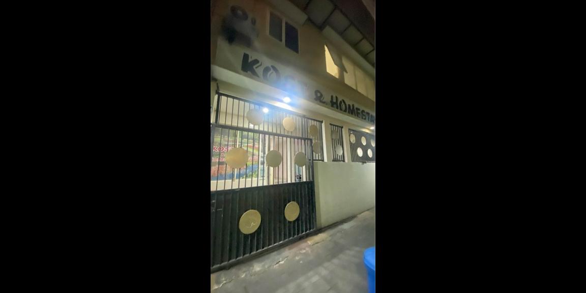 Kost & Homestay Aktif Siap Ngomset Strategis di Pusat Surabaya Kost & Homestay Aktif Siap Ngomset Strategis di Pusat Surabaya