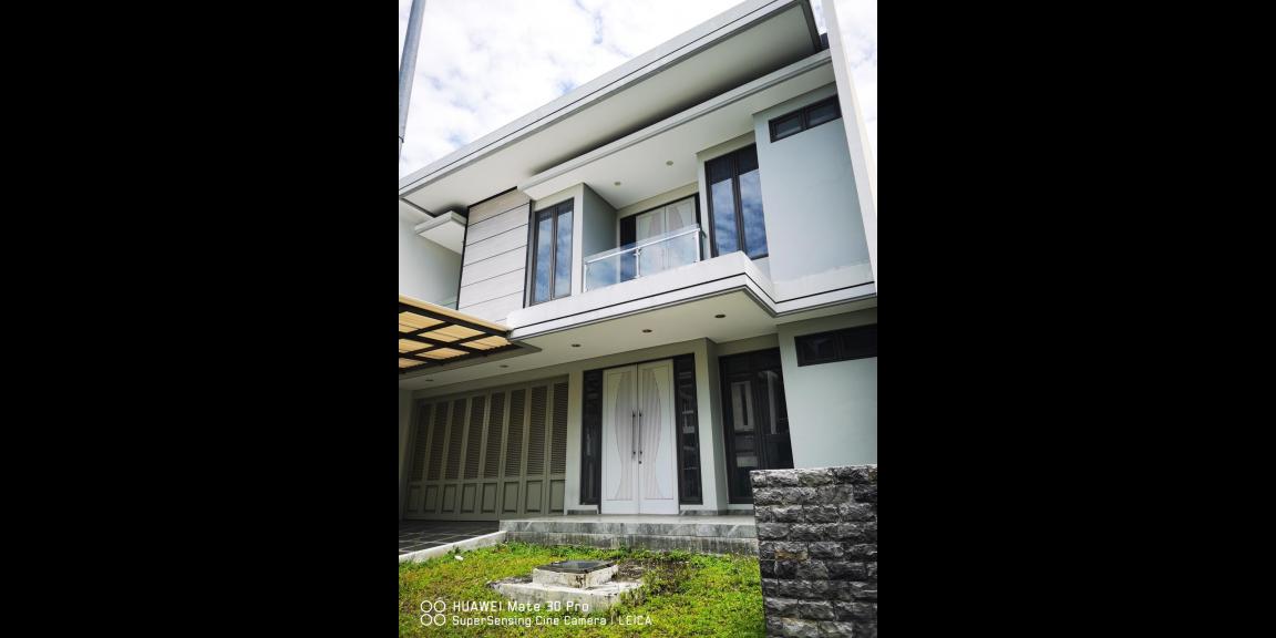 Dijual Rumah Istimewa The Mansion Pakuwon Indah Dijual Rumah Istimewa The Mansion Pakuwon Indah