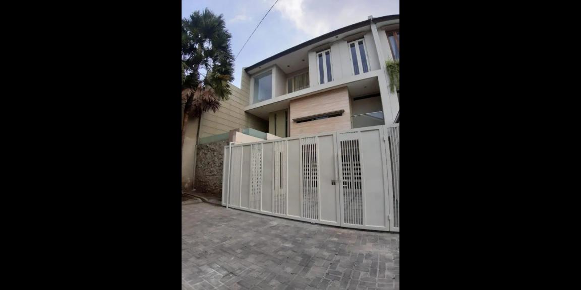 Jual Rumah Baru Manyar Kertoarjo Dekat Gramedia Manyar Jual Rumah Baru Manyar Kertoarjo Dekat Gramedia Manyar