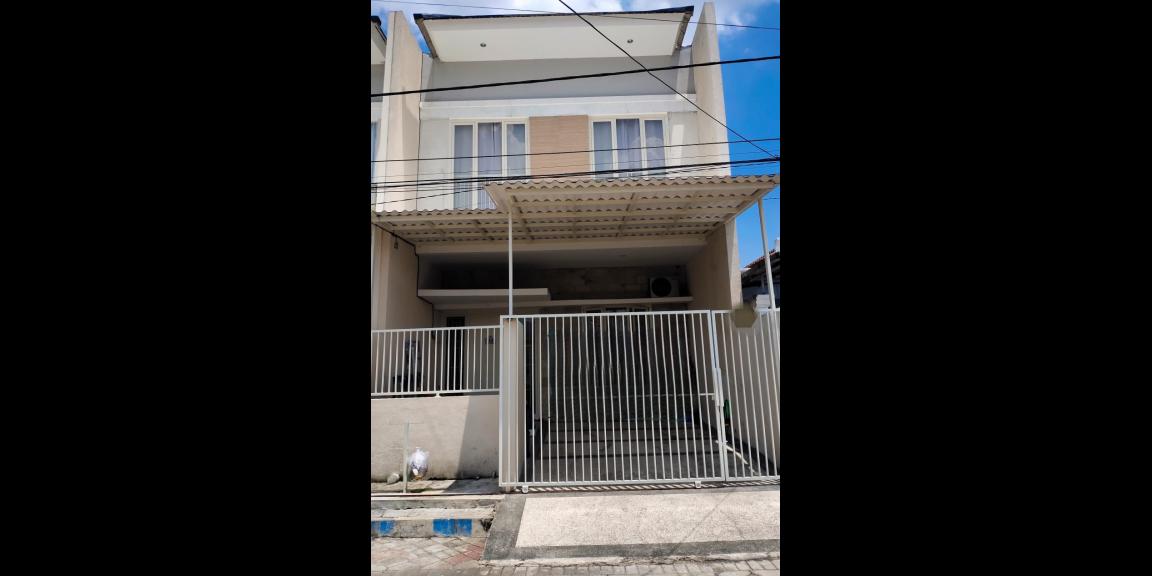 Dijual Rumah Minimalis Siap Huni di Perumahan Nirwana Executive Rungkut Surabaya Timur Dijual Rumah Minimalis Siap Huni di Perumahan Nirwana Executive Rungkut Surabaya Timur