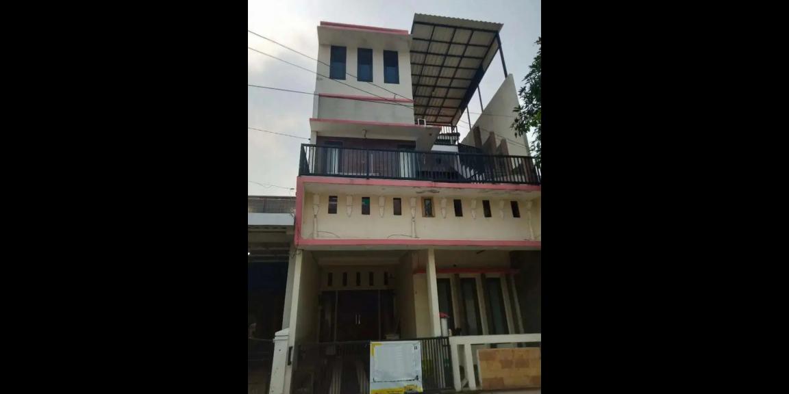 Rumah Murah 3 Lantai Perumahan Purimas Ubud Gunung Anyar Rumah Murah 3 Lantai Perumahan Purimas Ubud Gunung Anyar