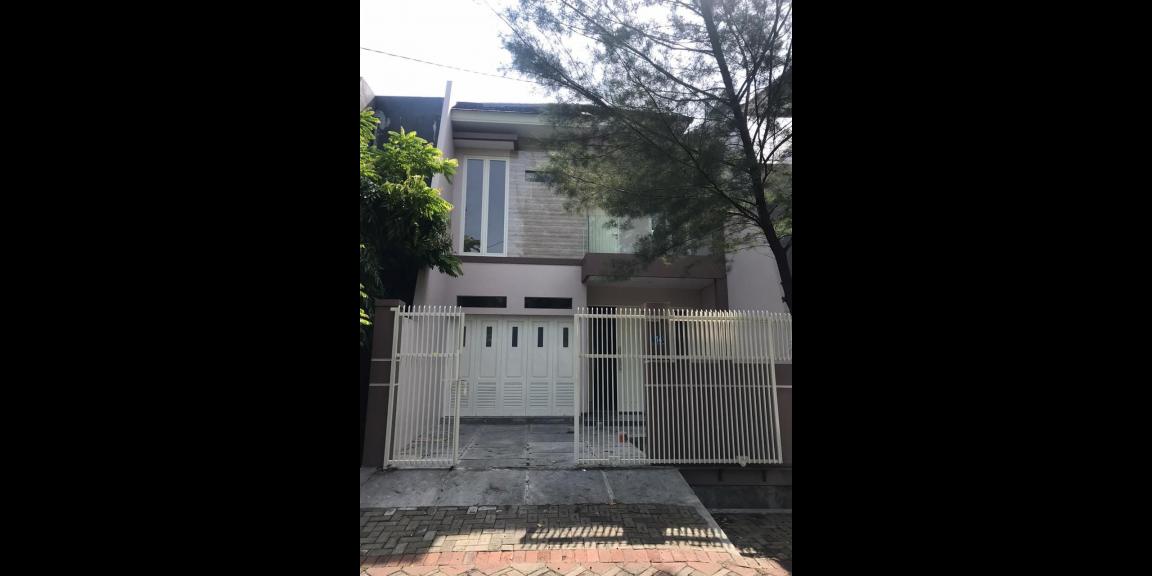 Rumah Minimalis Modern Siap Huni Lokasi Gayungsari Barat Surabaya Rumah Minimalis Modern Siap Huni Lokasi Gayungsari Barat Surabaya