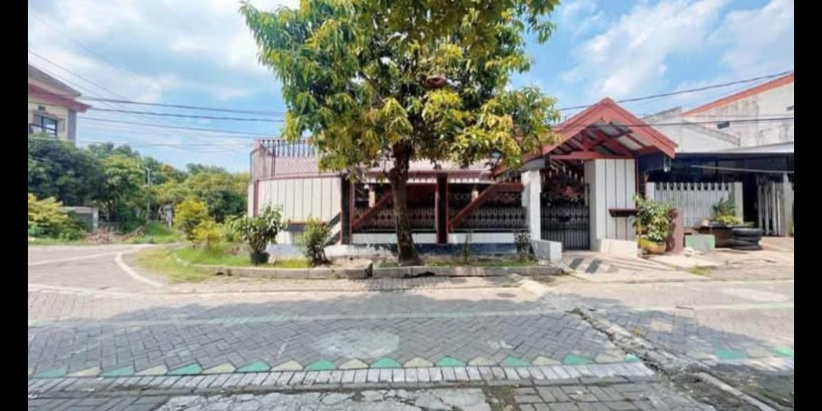 Dijual Rumah HOOK Murah Hitung Tanah Siap Huni Lokasi Strategis di Dukuh Kupang Surabaya Dijual Rumah HOOK Murah Hitung Tanah Siap Huni Lokasi Strategis di Dukuh Kupang Surabaya