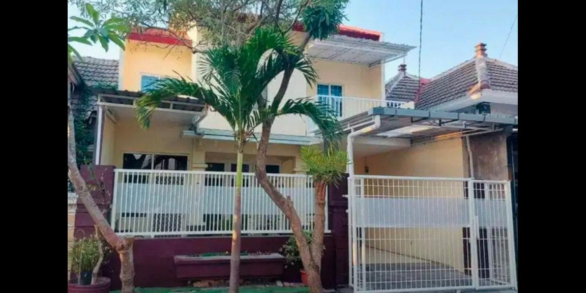 Rumah Strategis Siap Huni di Perumahan Pondok Mutiara Sidoarjo Rumah Strategis Siap Huni di Perumahan Pondok Mutiara Sidoarjo