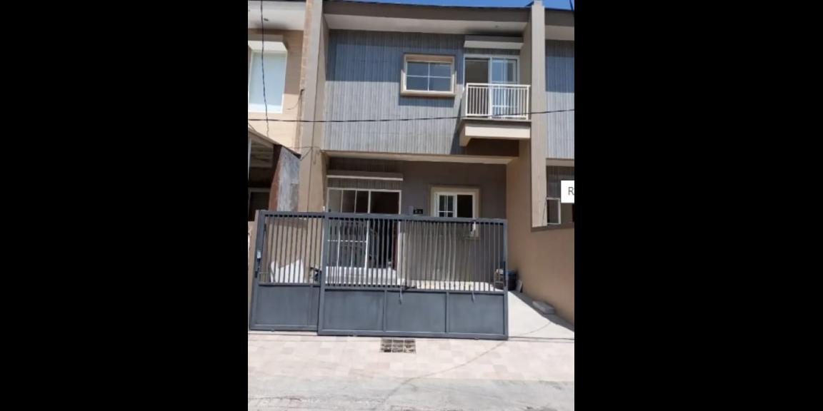 Rumah Baru Gress Minimalis Siap Huni Lokasi Mulyosari Utara Surabaya Rumah Baru Gress Minimalis Siap Huni Lokasi Mulyosari Utara Surabaya