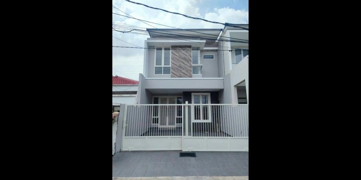 Rumah Baru Minimalis Modern Lokasi Strategis Tengah Kota di Manyar Tirtoyoso Surabaya Rumah Baru Minimalis Modern Lokasi Strategis Tengah Kota di Manyar Tirtoyoso Surabaya
