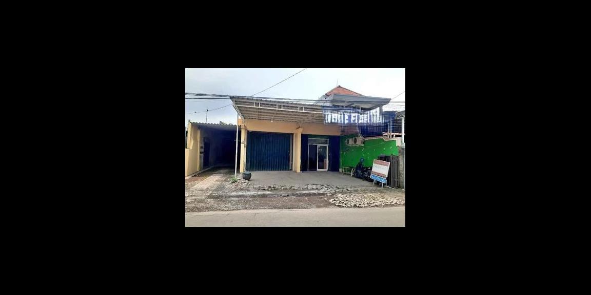 Disewakan Murah Ruko Nol Jalan Raya Lokasi Jambangan Surabaya Selatan Disewakan Murah Ruko Nol Jalan Raya Lokasi Jambangan Surabaya Selatan