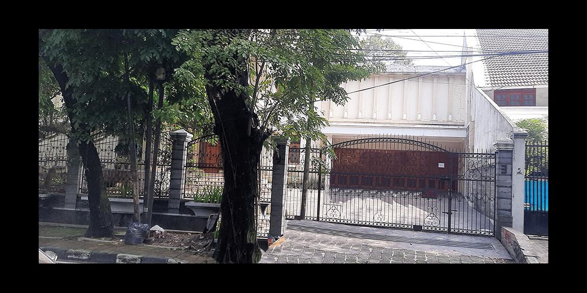 RUMAH MEWAH TANAH LUAS SUPER MURAH VIEW TAMAN DI SAYAP Jl. SUPRATMAN BANDUNG RUMAH MEWAH TANAH LUAS SUPER MURAH VIEW TAMAN DI SAYAP Jl. SUPRATMAN BANDUNG