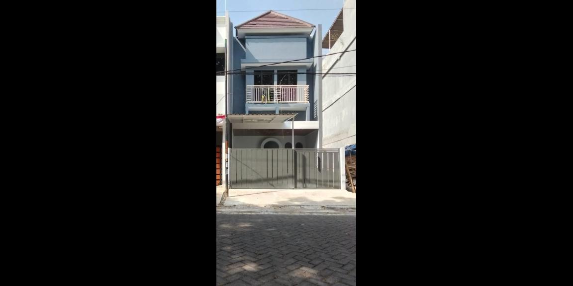 Rumah Baru Minimalis Modern Siap Huni Lokasi Strategis di Kertomenanggal Gayungan Surabaya Selatan Rumah Baru Minimalis Modern Siap Huni Lokasi Strategis di Kertomenanggal Gayungan Surabaya Selatan