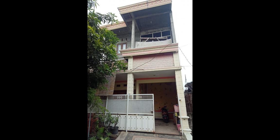 Rumah Murah 2 Lantai Pondok Benowo Indah Siap Huni Rumah Murah 2 Lantai Pondok Benowo Indah Siap Huni