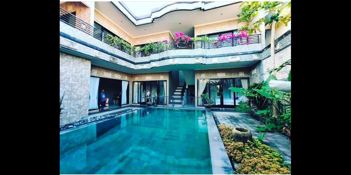 Jual Villa Mewah Bagus Full Furnish di Berawa Kuta Badung Jual Villa Mewah Bagus Full Furnish di Berawa Kuta Badung