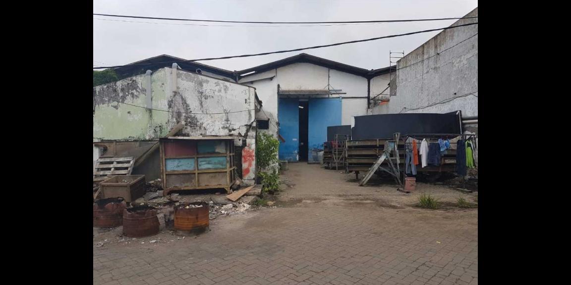 Gudang Kawasan Dumar Industri Strategis Kota Surabaya Gudang Kawasan Dumar Industri Strategis Kota Surabaya