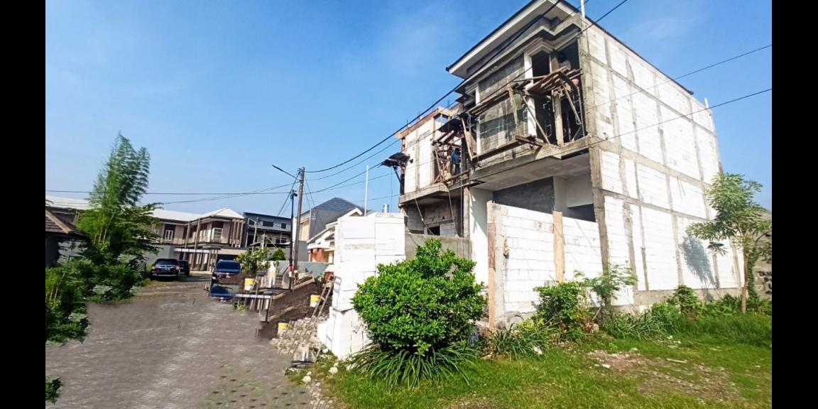 Jual Rumah Baru Murah di Tenggilis Mejoyo Selatan Surabaya Jual Rumah Baru Murah di Tenggilis Mejoyo Selatan Surabaya