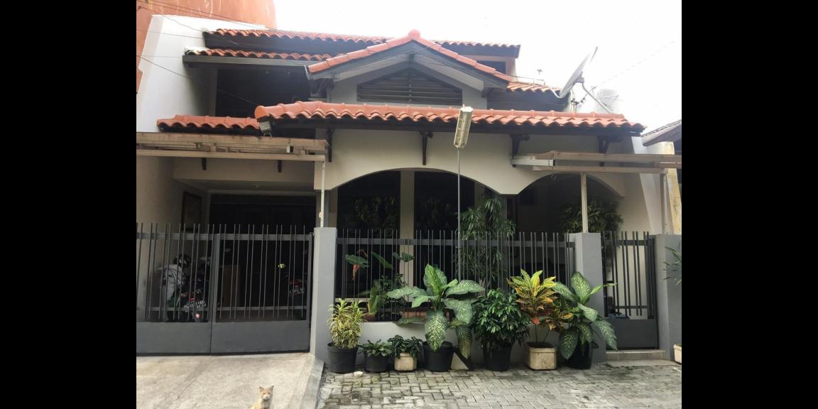 Jual Rumah Mewah 2 Lantai kawasan Pucang Anom Surabaya Jual Rumah Mewah 2 Lantai kawasan Pucang Anom Surabaya