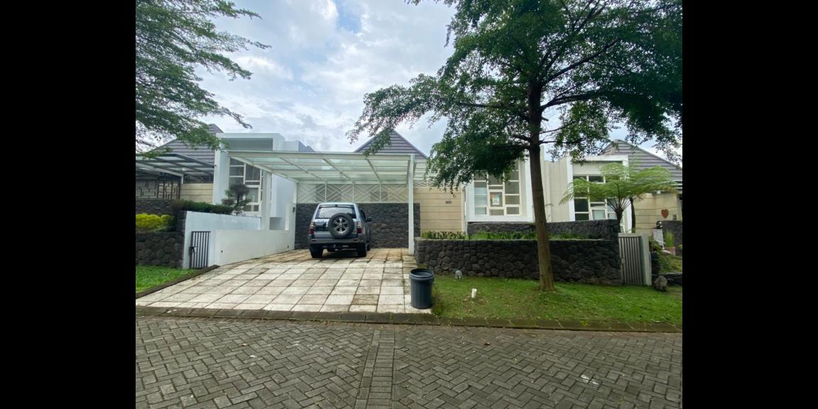 Villa Baru Gress Sangat Mewah di Taman Dayu Prigen Villa Baru Gress Sangat Mewah di Taman Dayu Prigen