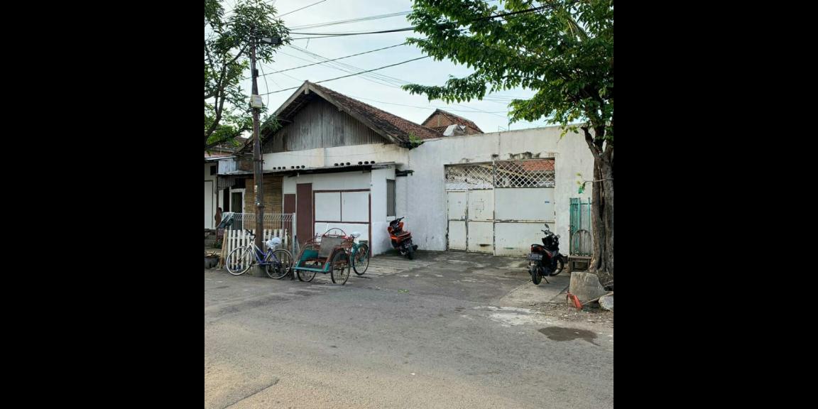 Dijual Cepat Rumah dan Gudang di Pesapen Kali Surabaya Dijual Cepat Rumah dan Gudang di Pesapen Kali Surabaya