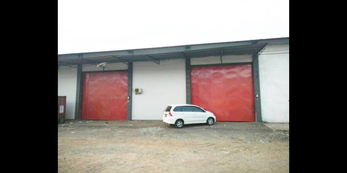 Gudang Extra Joss, Arteri Supadio, Pontianak, Kalimantan Barat Gudang Extra Joss, Arteri Supadio, Pontianak, Kalimantan Barat