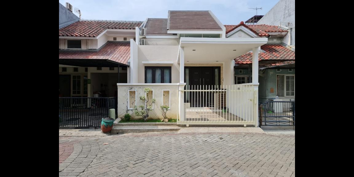 Dijual Rumah Minimalis Pakuwon City di Laguna Taman Mutiara Kota Surabaya Dijual Rumah Minimalis Pakuwon City di Laguna Taman Mutiara Kota Surabaya
