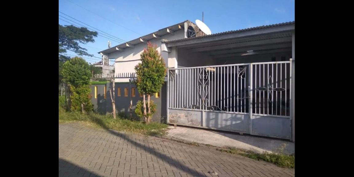 Rumah Siap Huni di Perumahan Pondok Wiguna Regency Surabaya Rumah Siap Huni di Perumahan Pondok Wiguna Regency Surabaya