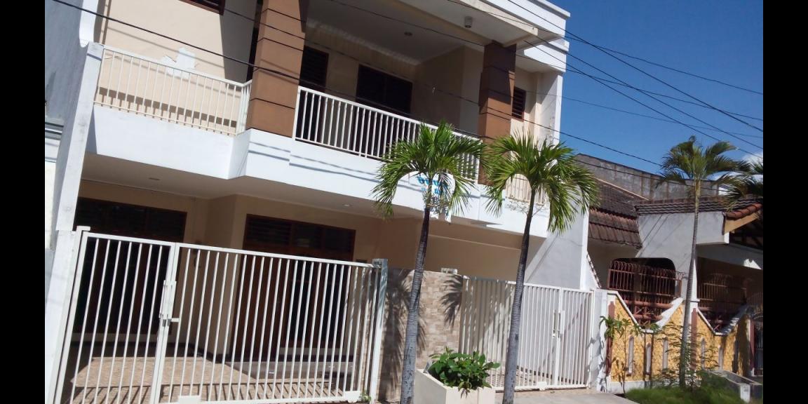 Rumah Kosong SHM Siap Huni Jalan Sutorejo Selatan Surabaya Rumah Kosong SHM Siap Huni Jalan Sutorejo Selatan Surabaya
