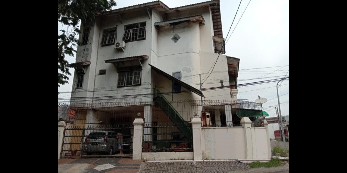 Jual Rumah dan Kantor Strategis Pattimura Kota Surabaya Jual Rumah dan Kantor Strategis Pattimura Kota Surabaya