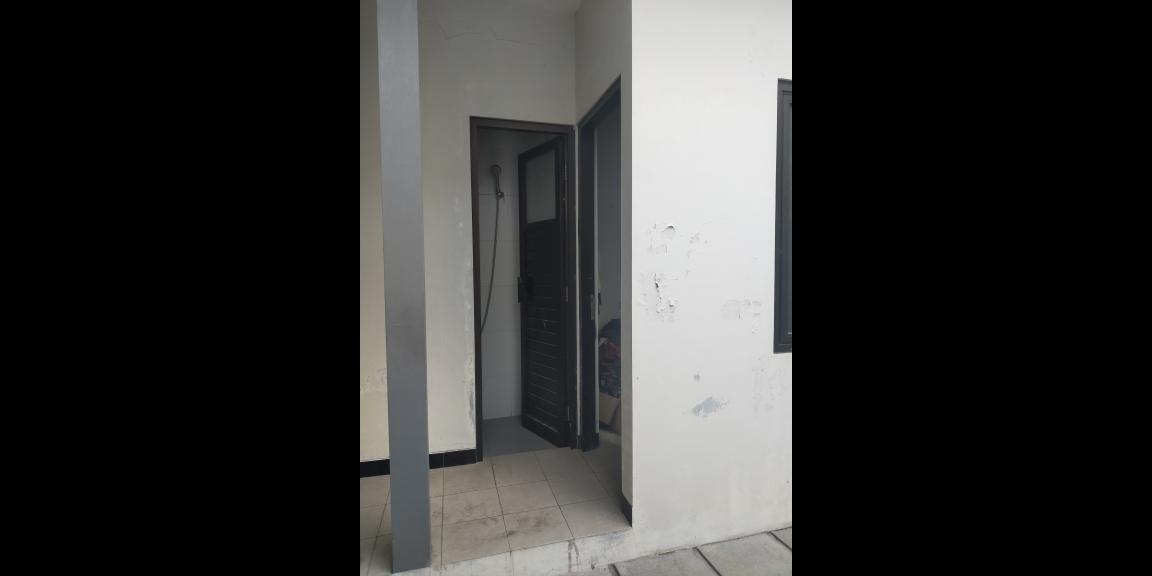 Rumah Minimalis Modern Siap Huni Lokasi Strategis di Kertomenanggal Gayungan Surabaya Selatan Rumah Minimalis Modern Siap Huni Lokasi Strategis di Kertomenanggal Gayungan Surabaya Selatan