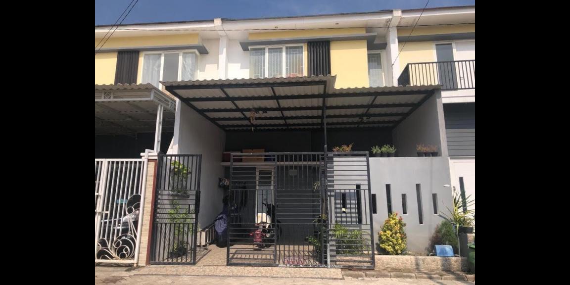 Rumah Bagus Sangat Murah di Perumahan Juanda Mansion Sidoarjo Rumah Bagus Sangat Murah di Perumahan Juanda Mansion Sidoarjo