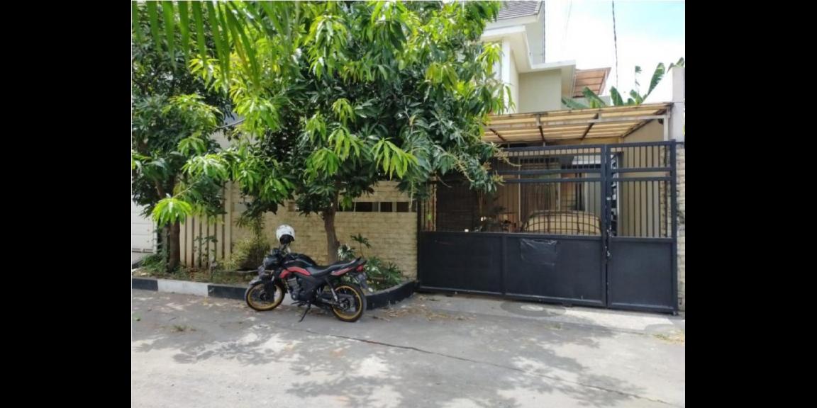 Rumah Murah Di Jalan Kebraon Manis Utara Kota Surabaya Rumah Murah Di Jalan Kebraon Manis Utara Kota Surabaya