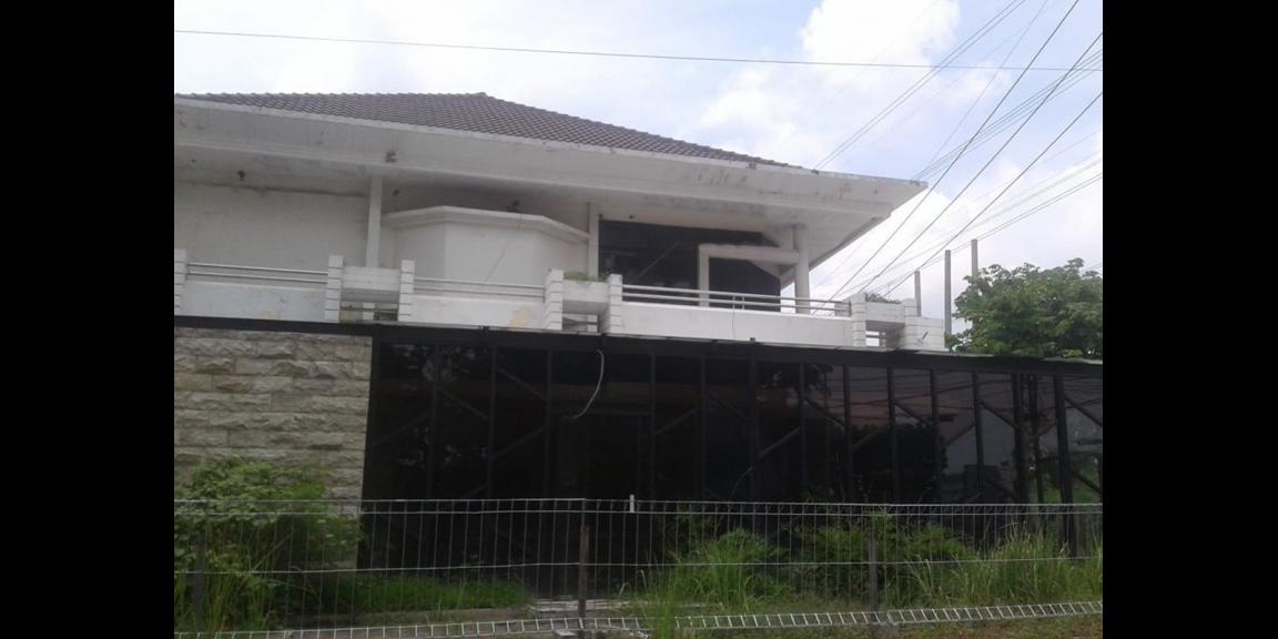 Sewa Rumah Mewah Bekas Tempat Usaha Di Raya Darmo Permai Sewa Rumah Mewah Bekas Tempat Usaha Di Raya Darmo Permai
