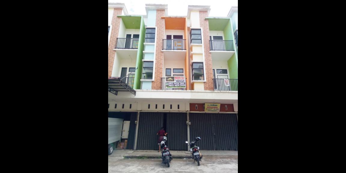 Ruko Wahana Square, Pontianak, Kalimantan Barat Ruko Wahana Square, Pontianak, Kalimantan Barat